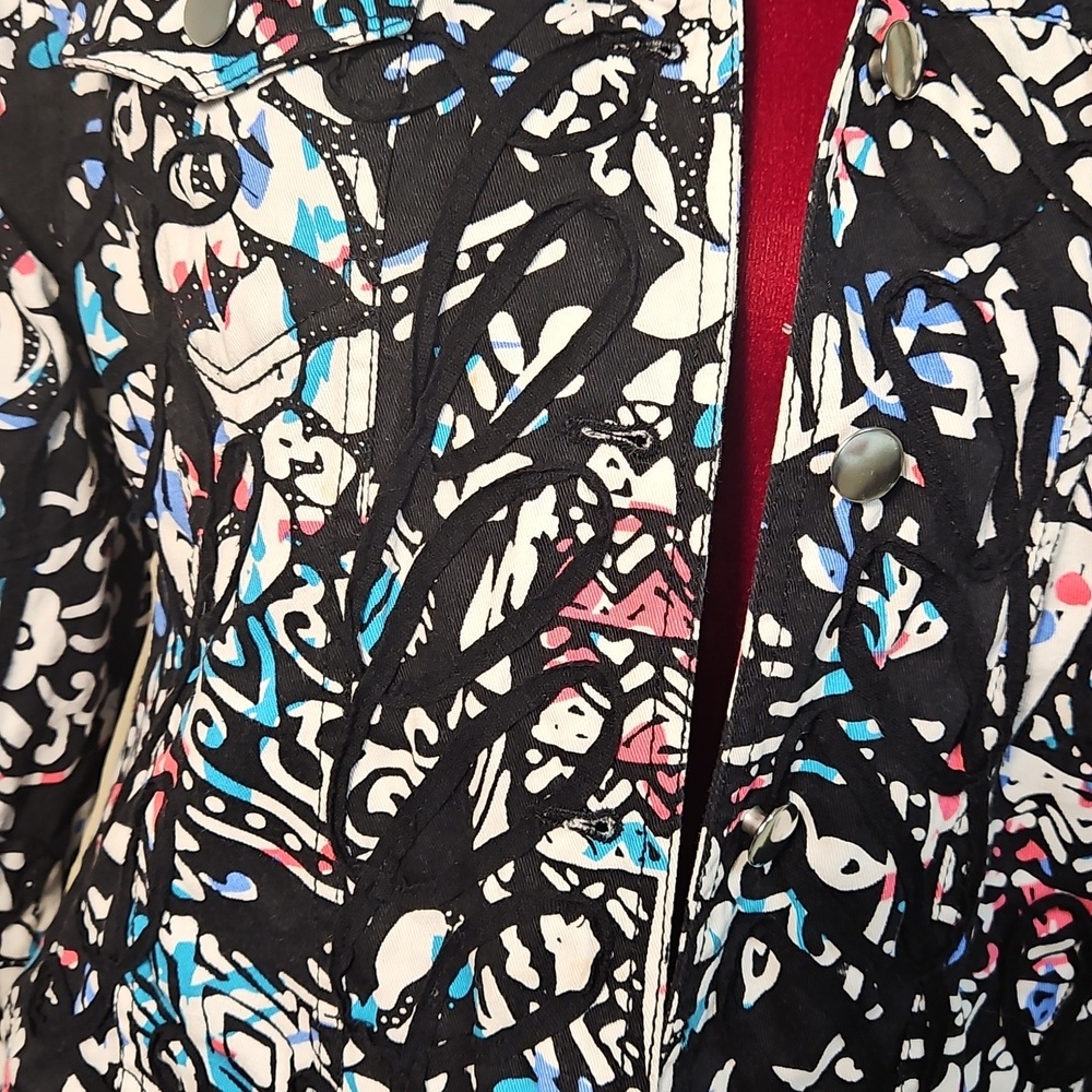Multicolor Jacket Size Large - Picture 4 of 8